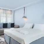 Hotel Kamelia & Semeli 2*