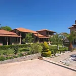 Hotel Kamelia & Semeli 2*