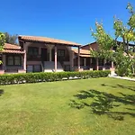 Hotel Kamelia & Semeli