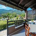 Hotel Kamelia & Semeli