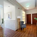 Hotel Kamelia & Semeli