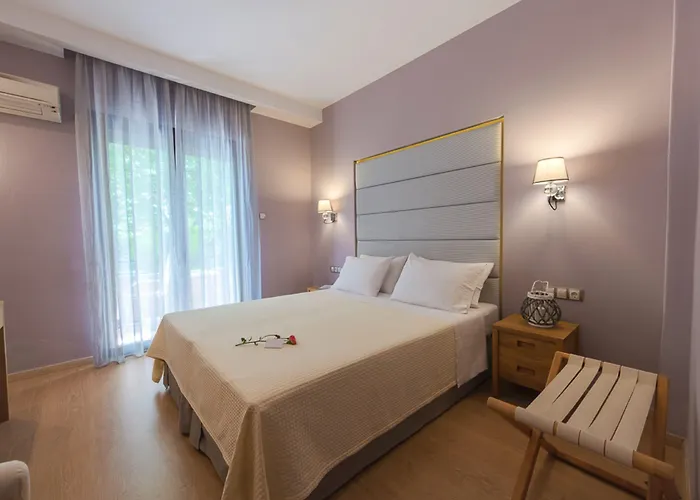 Otel Kamelia & Semeli