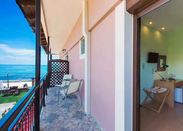 Kamelia & Semeli Otel 2*