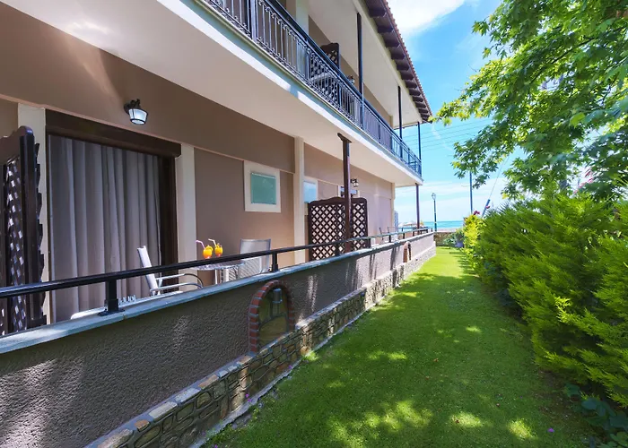 Kamelia & Semeli Otel 2*