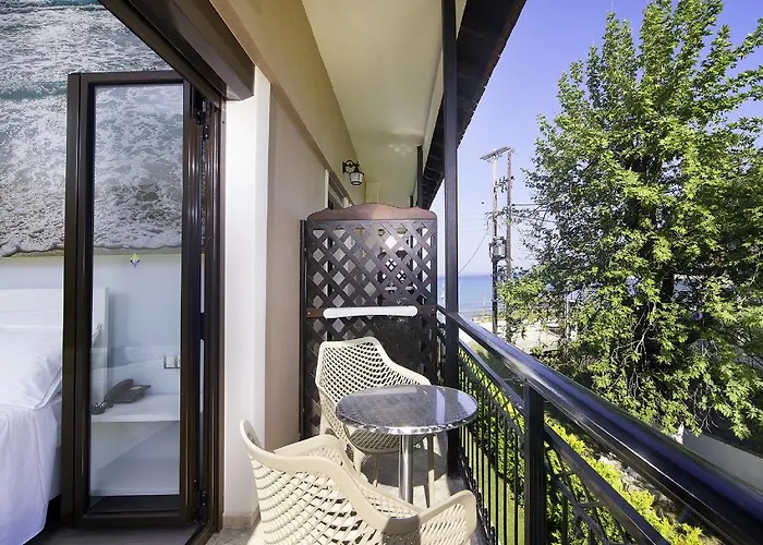 Otel Kamelia & Semeli